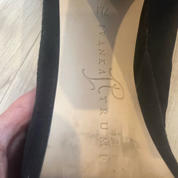 Ivanka Trump over the knee boots. Size 7 - Picture 5 of 6